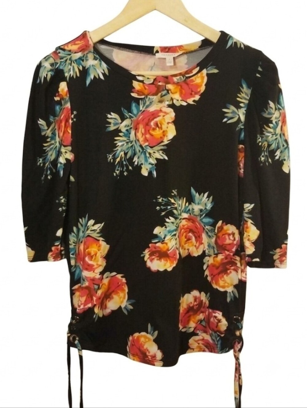 Persaya floral long sleeve top